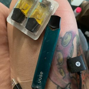 Vuse vibe portable with refills and charger. Hard to find. Convenient carry on